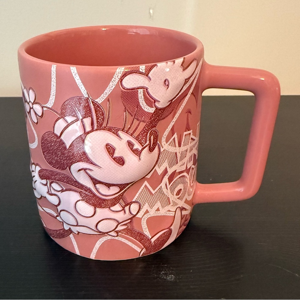 Disney Store Minnie Mouse Mug Pink Retro Vintage 3D Collectible Coffee Tea Cup